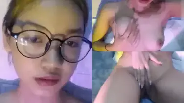 Cewek Polos Cantik Belajar Colmek Pertama Kali poster