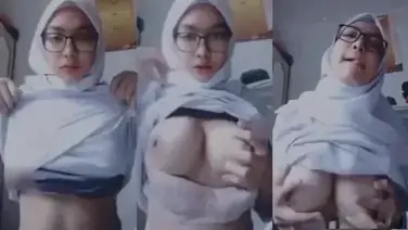 Jilbab Nadira Ukhti Buka Bukaan Viral Hot TikTok poster